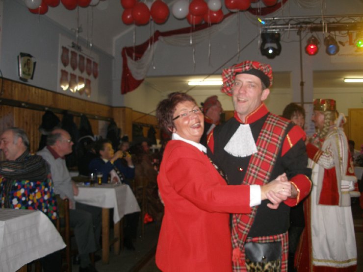 KG IWW 2009 Dreigestirn-Ball (98).jpg